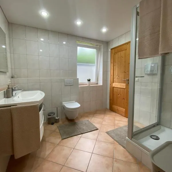 Einzimmer Apartment, hotel v destinaci Niefern-Öschelbronn