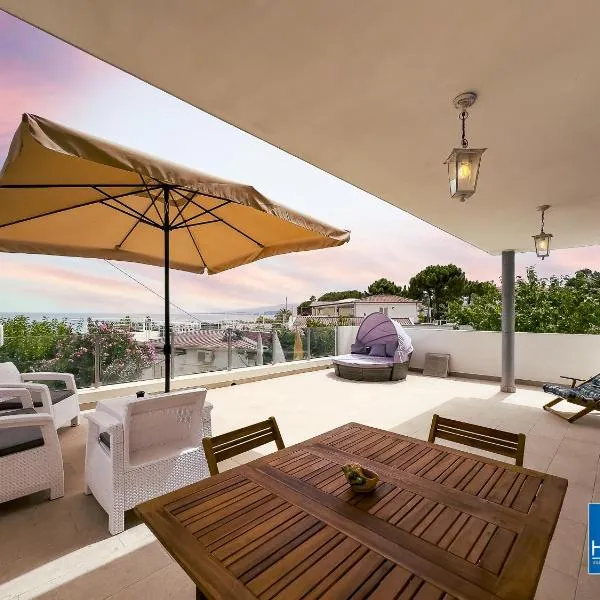 CALALUNGA PIETRAGRANDE - Exclusive Shoreline Haven, hotel in Montepaone Lido