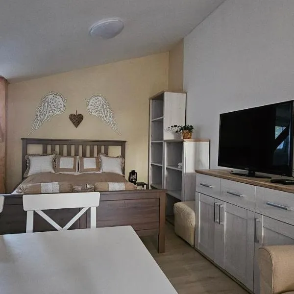 Apartmán U lesa - Relax v Chřibech - Kroměříž - Kostelany, hotel v destinaci Kostelany