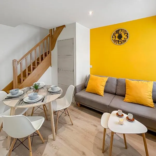 L'Atypique hyper centre wifi et Netflix gratuit, hotel in Mayenne