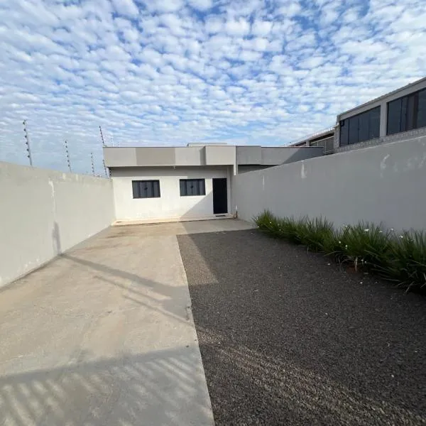 Espaço inteiro Ana, hotel v destinaci Londrina