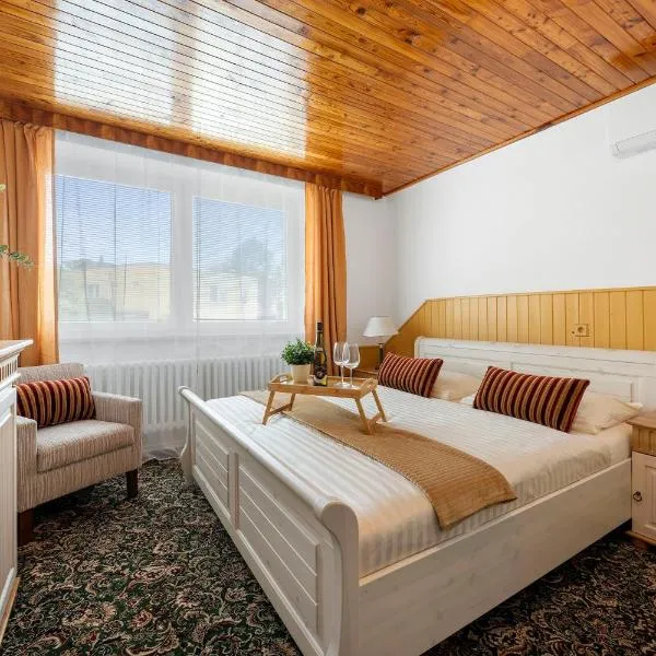 VILA FAMELIA VALTICE Adults only, klid a pohoda pro dospělé, hotel em Valtice