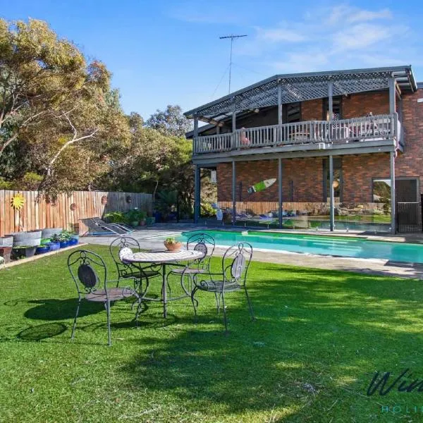 Treehaven by Wine Coast Holiday Rentals, hotel in Port Willunga