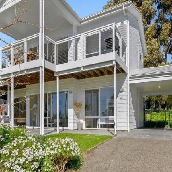 Whiteport by Wine Coast Holiday Rentals, hotel in Port Willunga