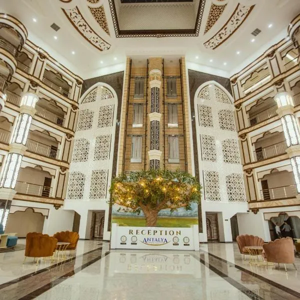 Antalya Grand Palace Hotel, hotel in Urganch