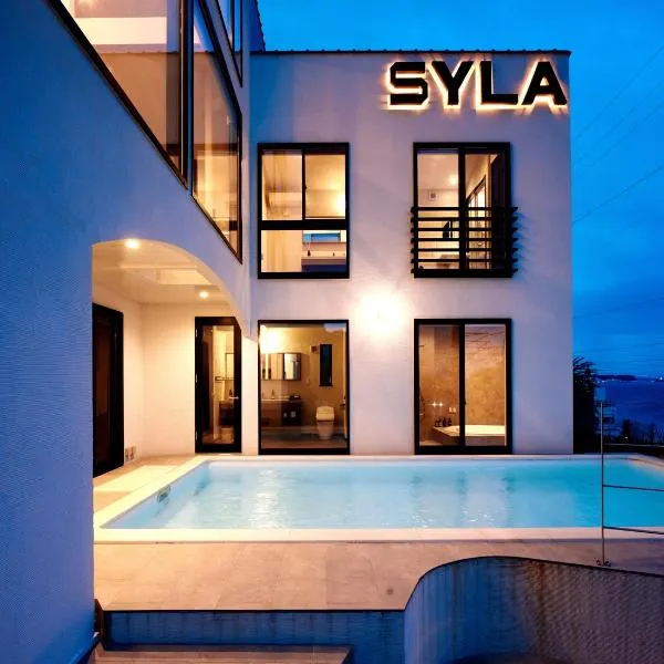 葉山 Syla Hotel Zushi-Hayama Pool Villa, hotell i Yokosuka