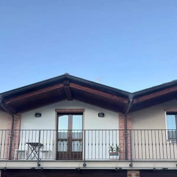 Stea monolocale loft in villa, hotel v destinaci Sommariva del Bosco