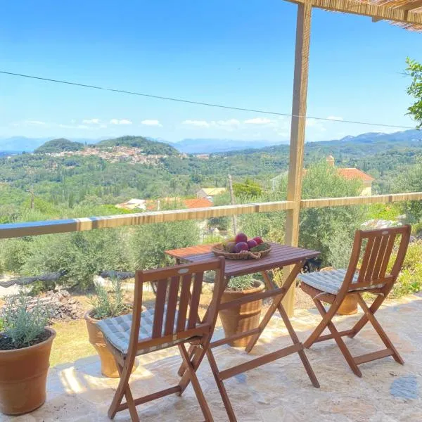 Dinateli Houses - Live like a local in Corfu, hotel v destinaci Kastellánoi