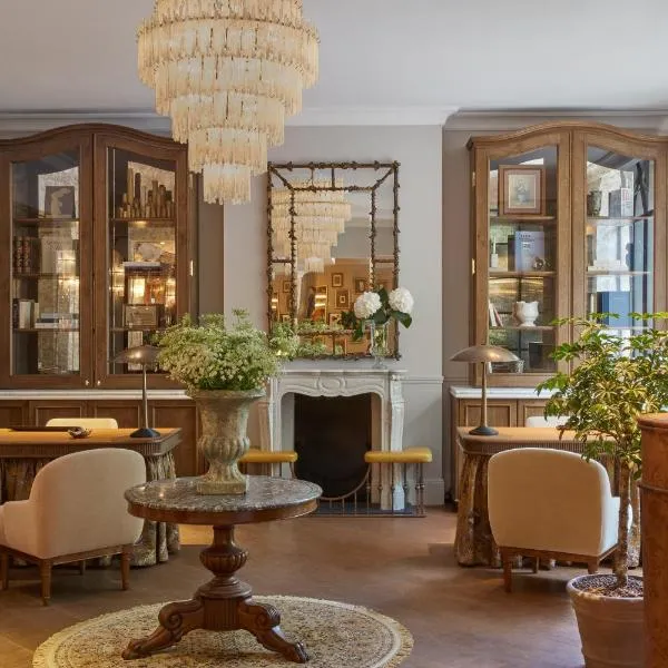 Miiro Le Grand Hôtel Cayré, מלון בפריז