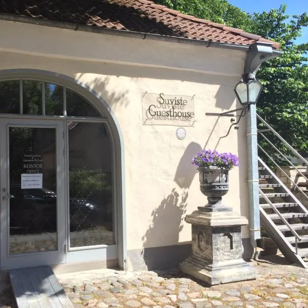 Suviste Guesthouse, hotel v destinaci Kuressaare