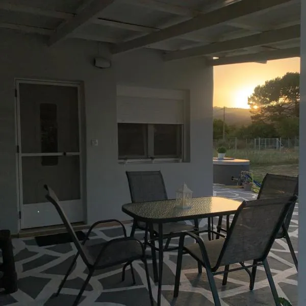 Calma Home, hotel v destinaci Sikia