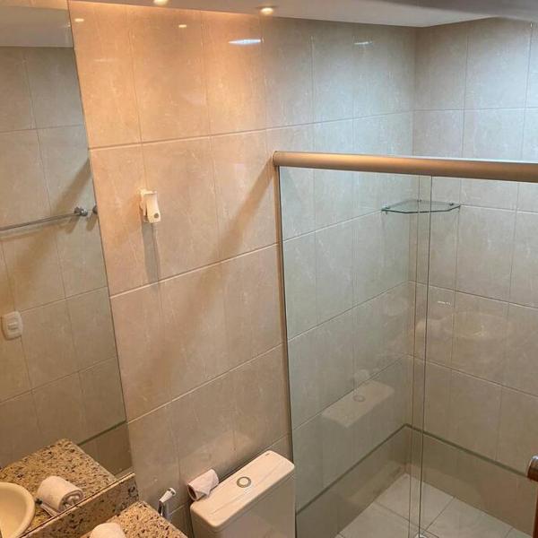 TOP DA PRAIA - 2qts, ar cond, WIFI, cozinha, garagem , completo - Foto 3