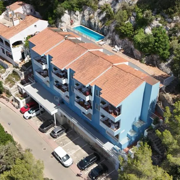 Apartamentos El Rio, Hotel in Cala Galdana