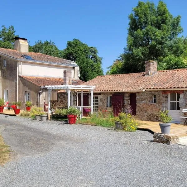 Le domaine de la Rabatelière, hotel em Saint-Colombin