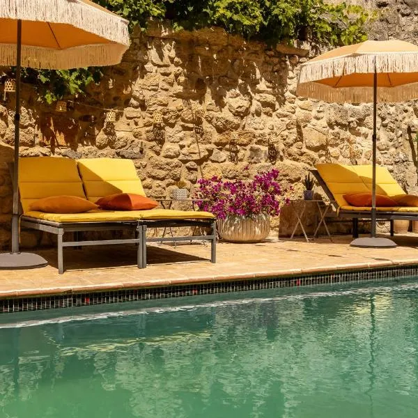 Le Prieuré Notre-Dame, hotel v destinaci Montfrin