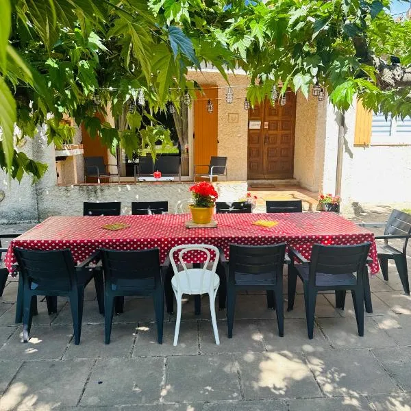 Le Havre Provençal de Luynes - Grande villa avec piscine jardin et loisirs près Aix-en-Provence – hotel w Aix-en-Provence