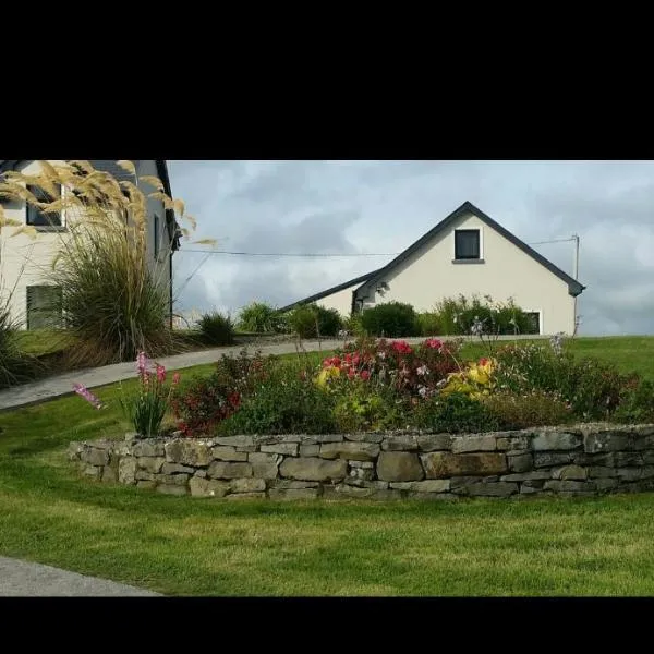 Two bedroom apartment Ennistymon Lahinch, hotel v destinácii Ennistymon