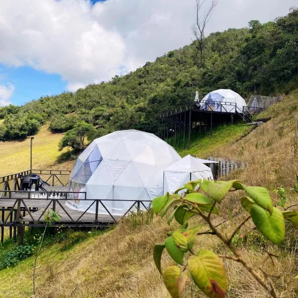 Glamping exclusivo de lujo en la montaña, hotel v destinaci Suesca