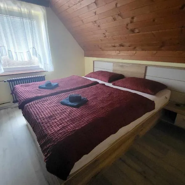 Rooms MARETČ, hótel í Bohinj