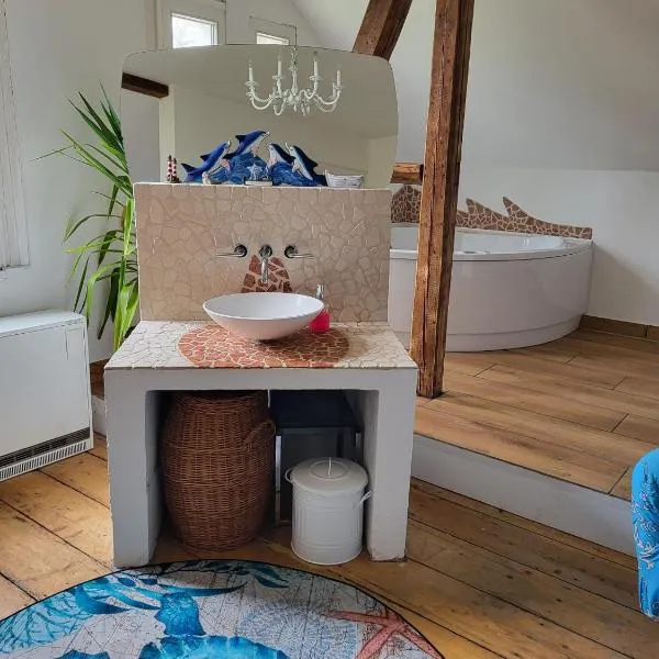 Ferienhaus Dreamholiday - Stilvolles großes Ferienhaus mit Garten, hotel in Mittelhof