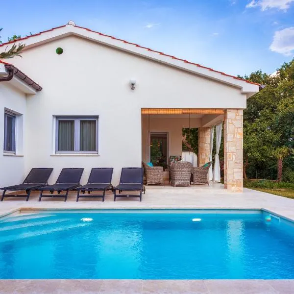 Villa Nevera, hotel in Omišalj