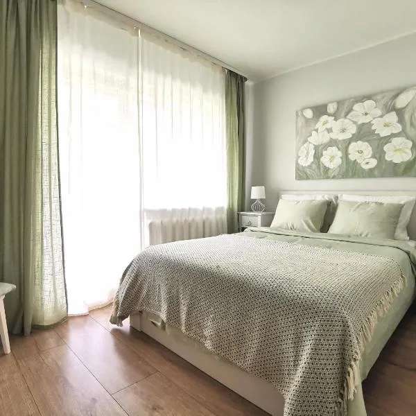 Pikanõmme 8 family apartment, hotel in Pärnu