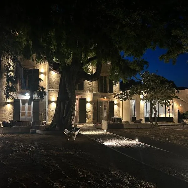 Maison d'hôtes La Datcha, hotel v destinaci Manosque