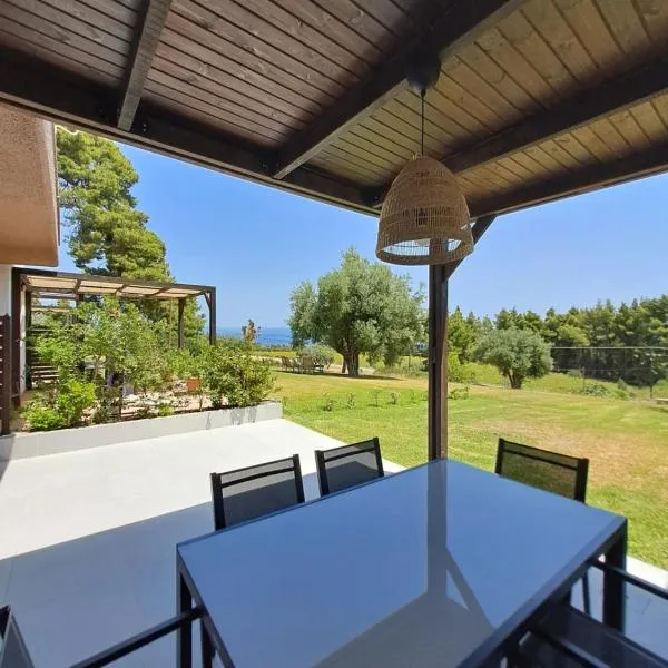 Tessera - Exclusive Stylish Maisonette in Kriopigi, hotel in Kriopigi