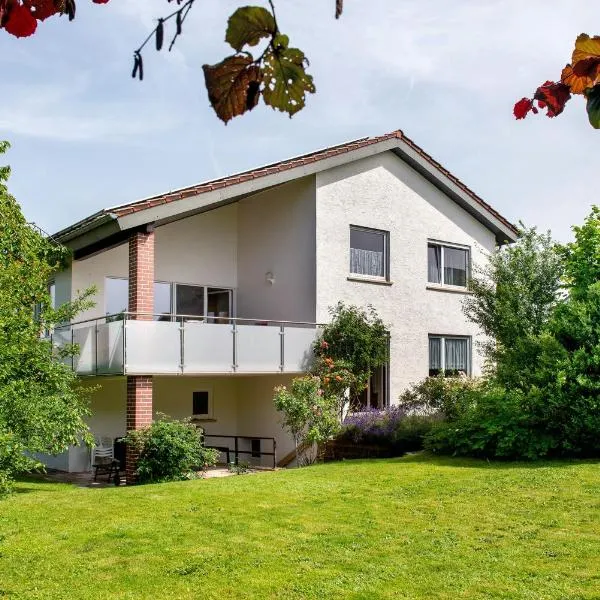 Ferienhaus Christine Bodensee Nord, hotel v destinaci Pfullendorf