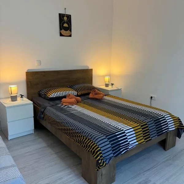 Apartman Laura, hotel v destinácii Ploče