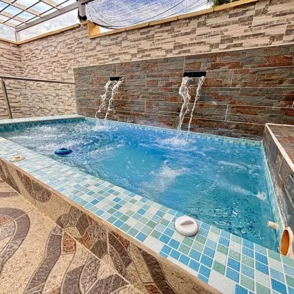 Casa colonial jacuzzi cerca al parque principal, hotel in Santa Fe de Antioquia