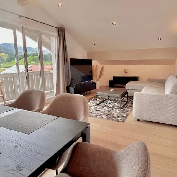Ferienwohnung "Krainsbergkogel" - Edles Dachgeschossapartment mit Bergblick, hotel in Schliersee