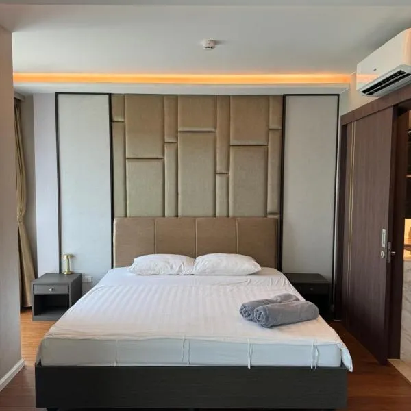 Cozy Surin Pool View Studio by Mill, hotell sihtkohas Surin Beach