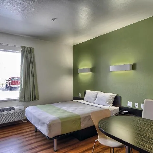 Motel 6-Weslaco, TX, hotel en Weslaco