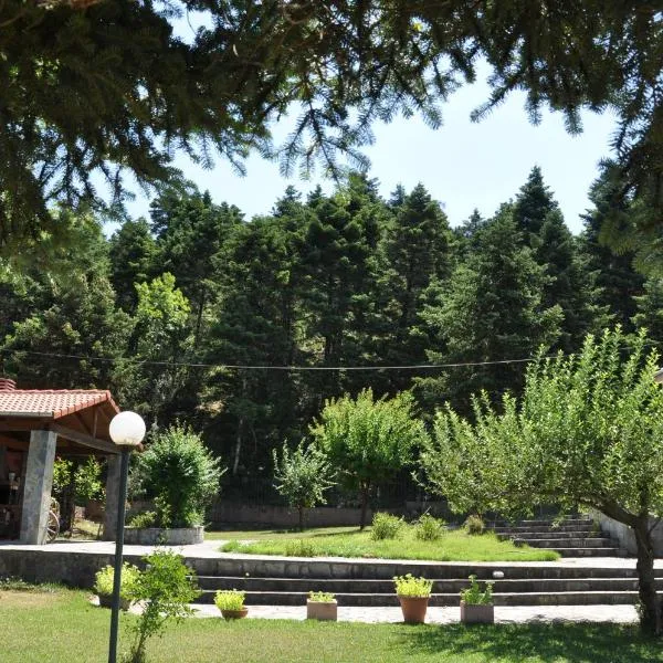 Εξοχικό σπίτι στο βουνό, hotel in Karamanaíika