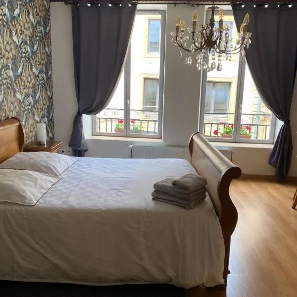 La Chambre d'Angèle, hotel v destinaci Sedan