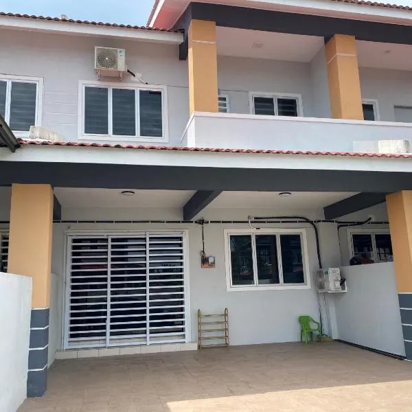 Azman Homestay, ξενοδοχείο σε Batu Gajah