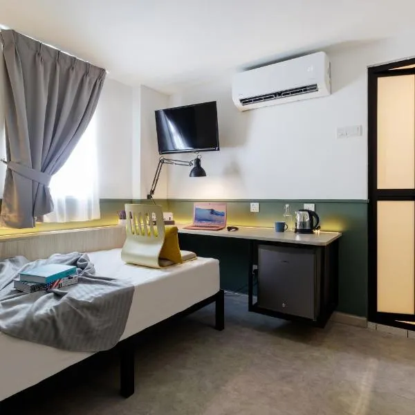 Upstairs Downstairs CoLiving Bukit Bintang, hotel v Kuala Lumpur