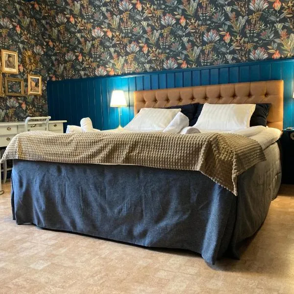Madam Blå Hotel, hotel v destinaci Nossebro