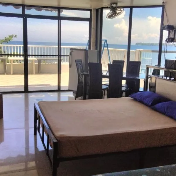 Glass Palace House Rental, hotel v destinaci San Vicente