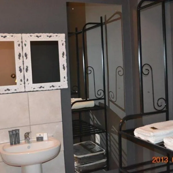 7 Cities Guesthouse, hotel in Cradock