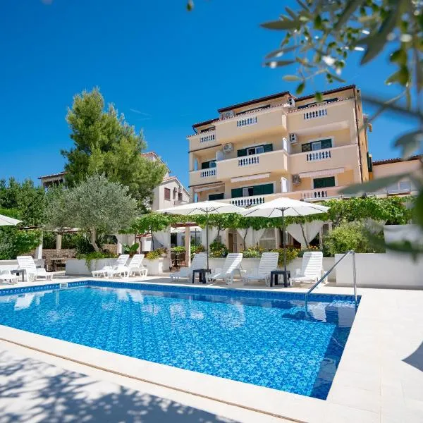 Pansion Villa Bok, hotel v Novalji