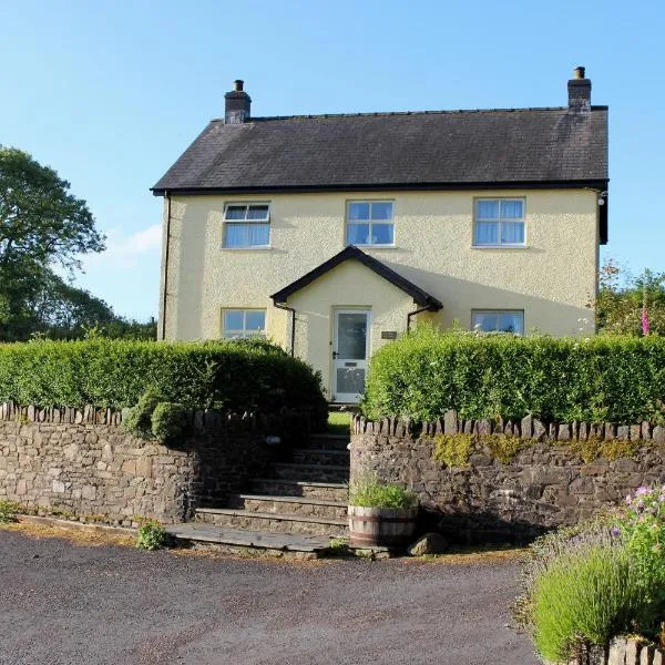 Treberfedd Farm Cottages and Cabins, hotel v destinaci Lampeter