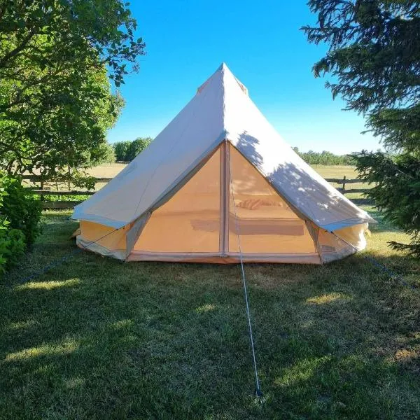 Kivipalu glämping, hotel v destinaci Hiiumaa