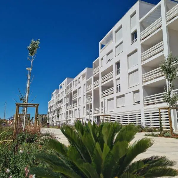 MY Hôtel Résidences - Port Leucate, hotel v destinaci Leucate