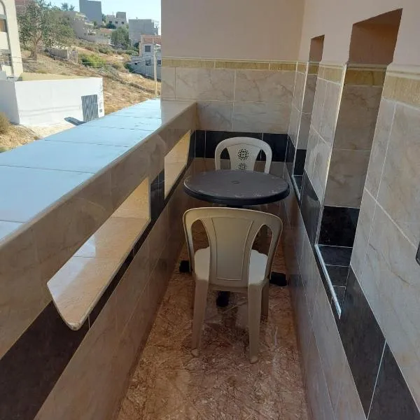 Résidence mahjoub, hotel v destinaci Al Hoceïma
