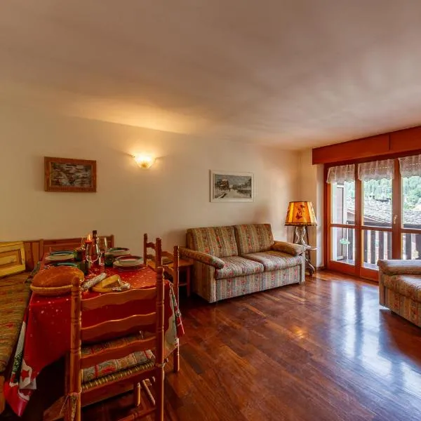 APPARTAMENTO LE GINESTRE - Relax e vista Montagna - COUR 0248, hotell sihtkohas Courmayeur