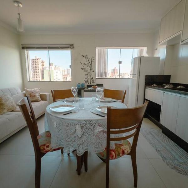 Apartamento perto UEM Wi-Fi MN701