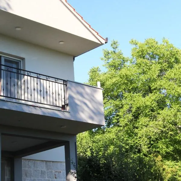 Studio apartment Lila, hotel a Dicmo