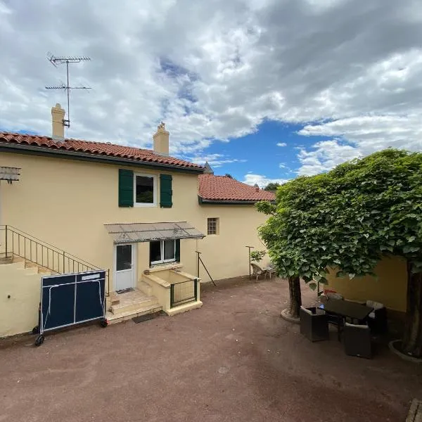 Au Lavoir, hôtel à Vinzelles